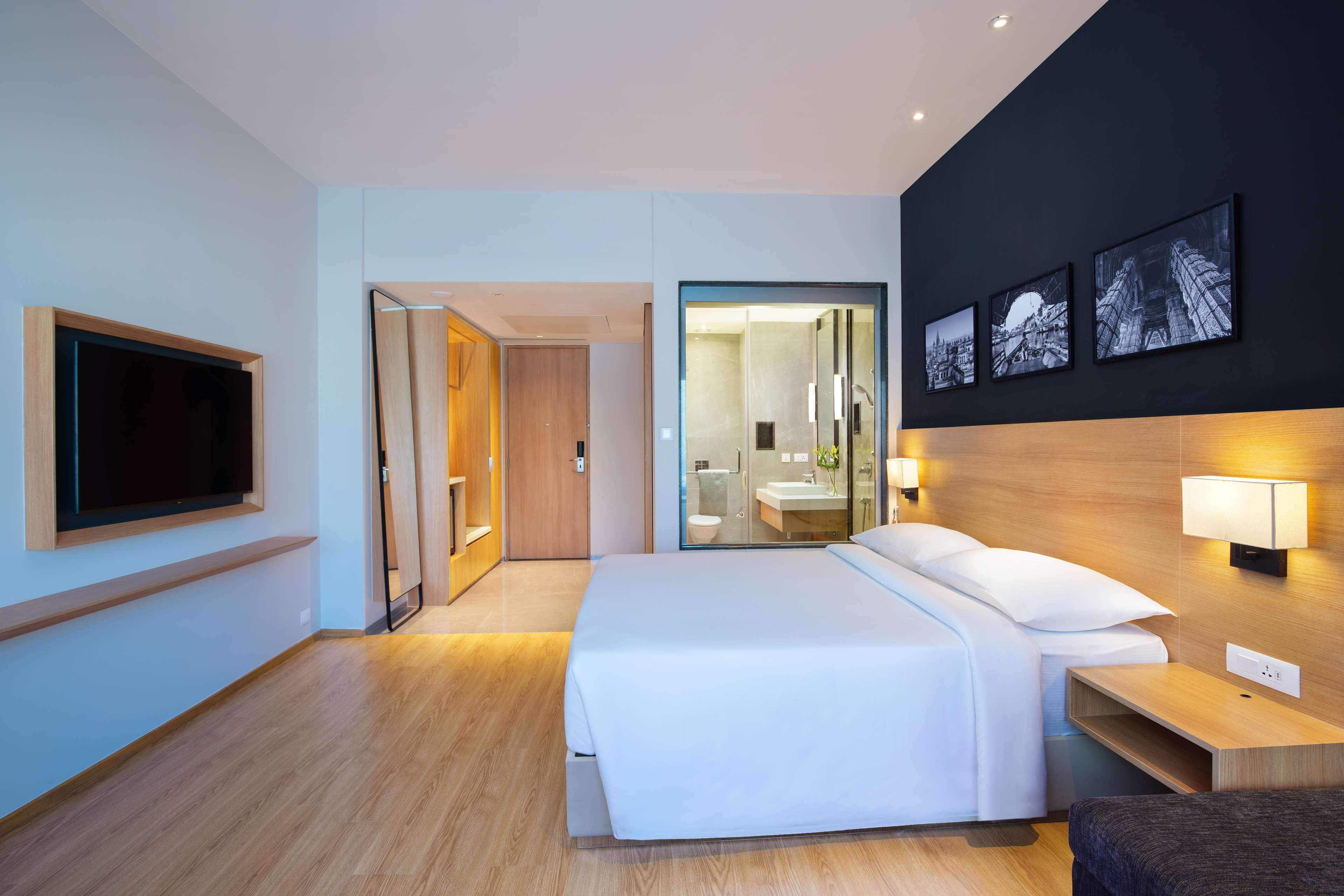 Park Inn By Radisson Gwalior Eksteriør billede